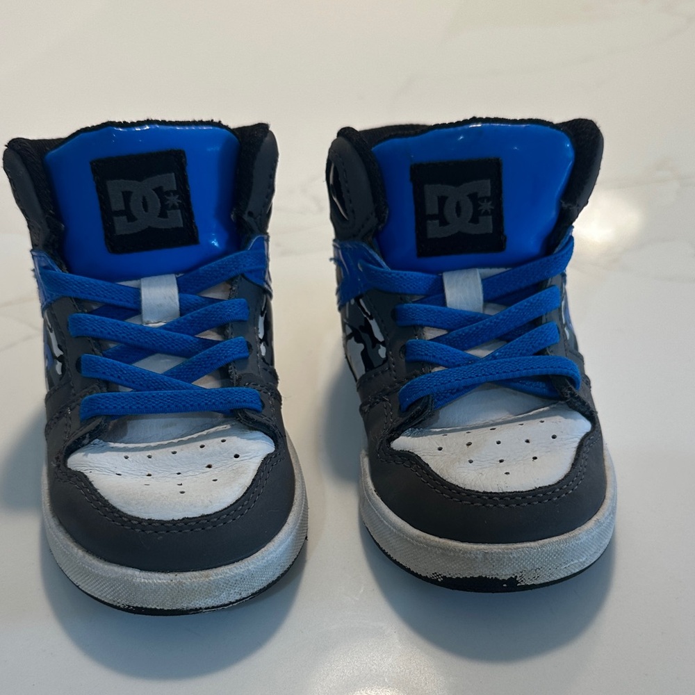 DC Unilite Kids' Sneakers in Blue, Black, and White